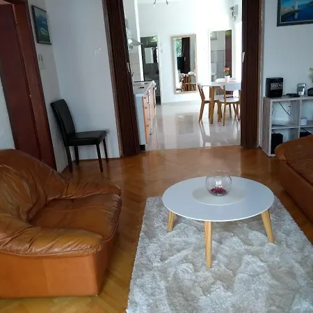 Kety Appartement Kostrena